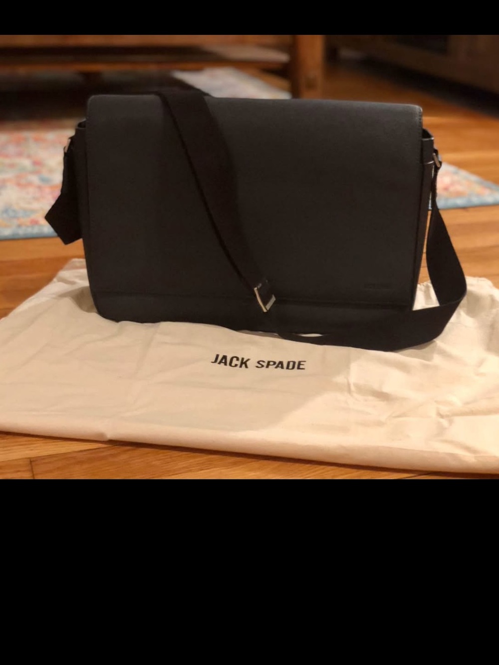 JACK SPADE Men's Barrow Messenger Bag Saffiano Leather. Black